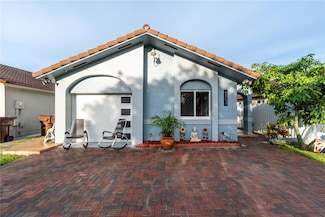 6853 W 25th Ct, Hialeah, FL 33016