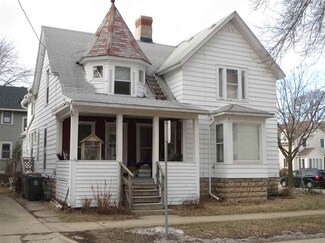 1124 Elizabeth St, Madison, WI 53703