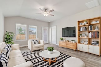 347 Willow Sage Ct, Montgomery, TX 77316