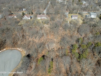 43 Sumner Ct, Penn Forest Township, PA 18210
