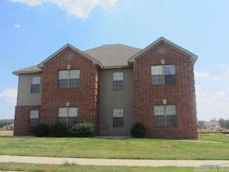 10800 Frenchmen Loop, North Little Rock, AR 72113