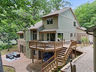1956 W Higgins Lake Dr, Roscommon, MI 48653