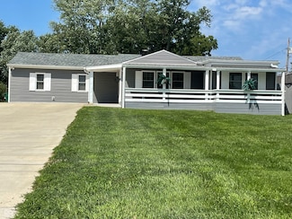 137 Sundown Manor, Mooresville, IN 46158