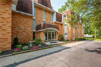 924 Memorial Pkwy Unit 206, Akron, OH 44303