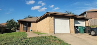 6721 Loma Vista Dr, Fort Worth, TX 76133
