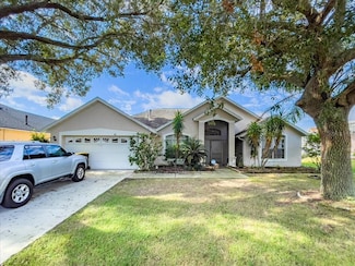 41 Nevada Loop Rd, Davenport, FL 33897