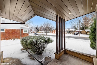 5342 Streefkerk Dr, Warren, MI 48092