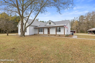 1074 N Carolina 41, Trenton, NC 28585