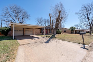 2017 Delwood Dr, Abilene, TX 79603