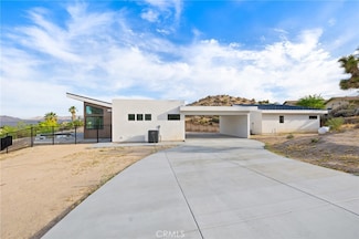 6218 Farrelo Rd, Yucca Valley, CA 92284