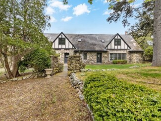 2 Mendel Rd Unit 2, Cohasset, MA 02025