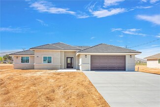 22562 Houston St, Apple Valley, CA 92308