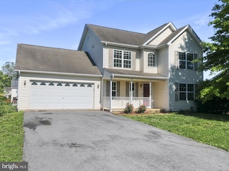 80 Toronado Dr, Martinsburg, WV 25403