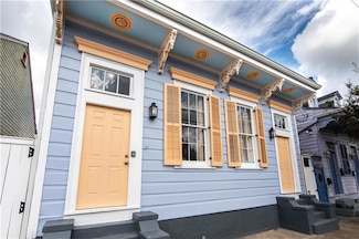 1529 Saint Philip St, New Orleans, LA 70116