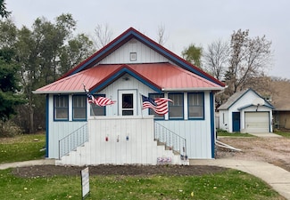 207 W Theodore St, Selby, SD 57472