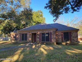 221 Alyene Dr, Lafayette, LA 70506
