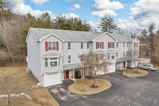 5 Wesley Ln, Wolfeboro, NH 03894