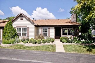 1800 Appaloosa Dr, Naperville, IL 60565