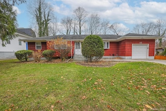 45 Roslyn Rd, Roslyn Heights, NY 11577