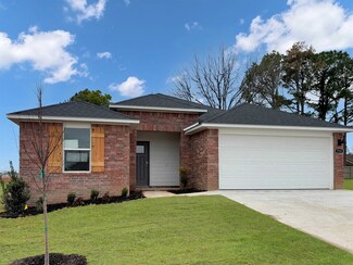 117 E Fredonia Ct, Mayflower, AR 72106