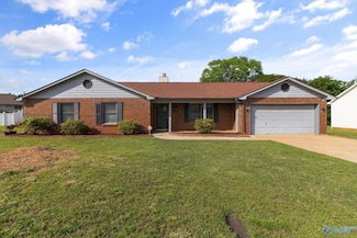 1011 Sandy Springs Rd NW, Huntsville, AL 35806