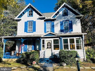 232 N Somerset Ave, Crisfield, MD 21817