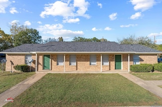 2900 & 2902 S Fm 225, Henderson, TX 75654