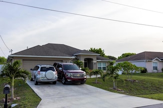 180 SW Amesbury Ave, Port Saint Lucie, FL 34953