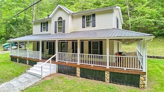 106 Coon Hollow Rd, Charleston, WV 25312