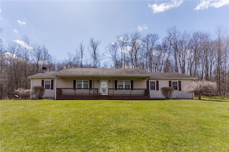 152 Ketchum Rd, Sandy Lake, PA 16145