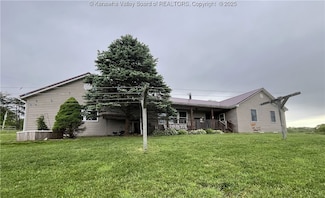 5860 Union Campground Rd, Letart, WV 25253