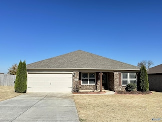 109 Lois Mance Ln, New Market, AL 35761