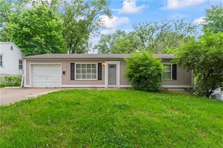6418 E 150th St, Grandview, MO 64030