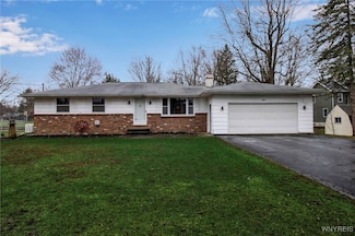 15 Haskell Dr, Lancaster, NY 14086