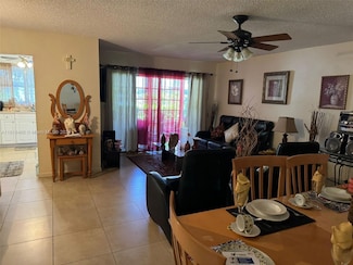 4047 NW 16th St Unit 110, Lauderhill, FL 33313