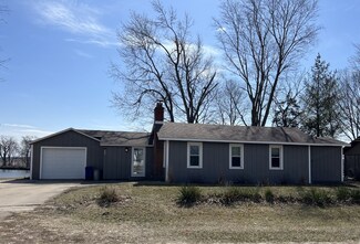 104 1st St E, Lyndon, IL 61261