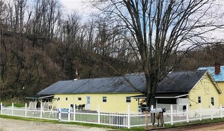 509 Pike Run Dr Unit A, Daisytown, PA 15427