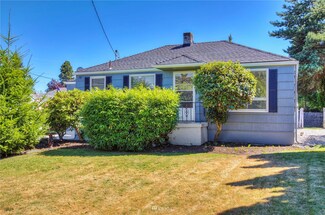 2119 S 120th St, Seattle, WA 98168