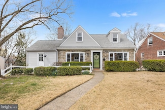 124 Golf Hills Rd, Havertown, PA 19083