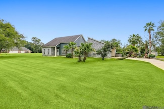 10037 Ginger Place Dr, Baton Rouge, LA 70817