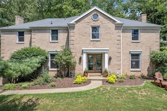 119 Shadow Ridge Dr, Pittsburgh, PA 15238