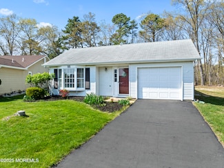 93 Greenbriar Blvd, Brick, NJ 08724
