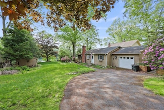 1122 Lake View Rd, Copake, NY 12516