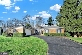 1612 Saint Paul St, Hampstead, MD 21074
