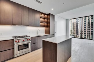 610 Davis St Unit 2003, Austin, TX 78701