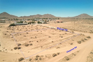 23 Wigwam Rd, Apple Valley, CA 92307