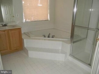 4262 Berkley Ct, King George, VA 22485
