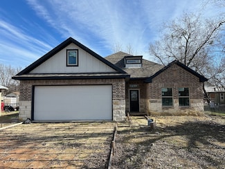 612 N U S Highway 69, Celeste, TX 75423