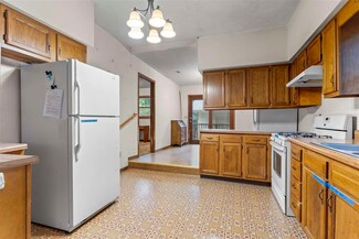 721 Rundell St, Iowa City, IA 52240