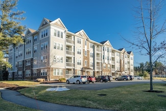 10 Abigail Way Unit 4008, Reading, MA 01867